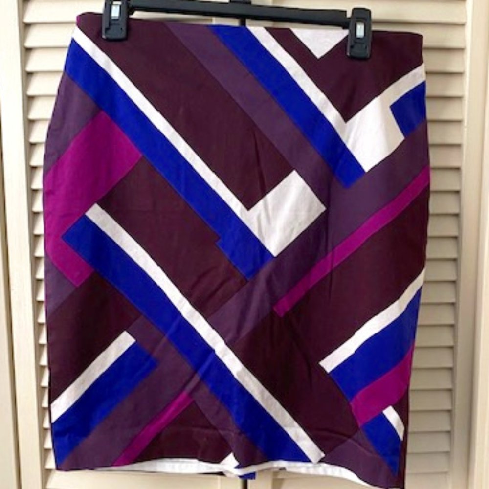 Ann Taylor Geo-Print knee-length skirt in purple/blue/white, size 12P